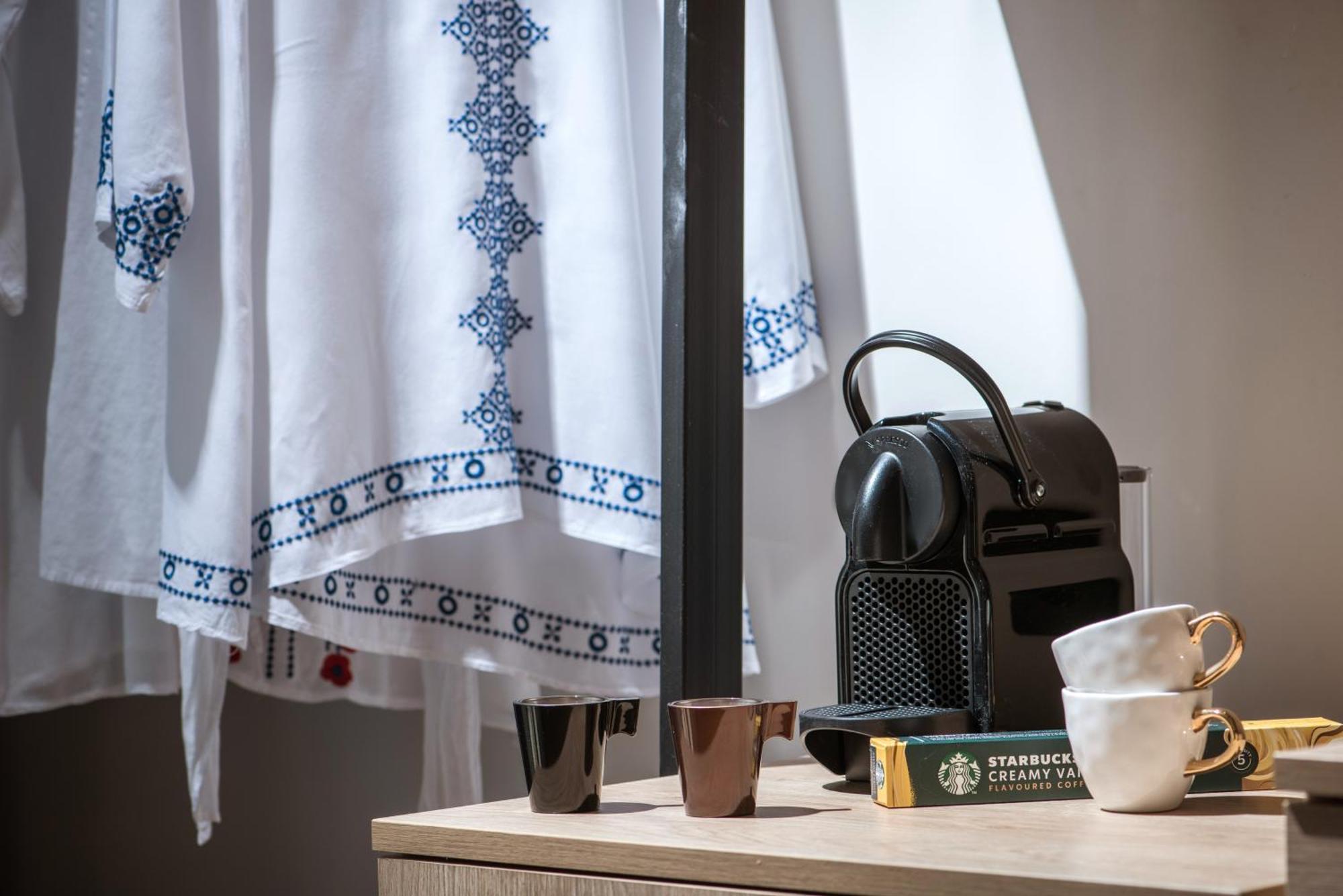 King'S Blue , Superior Downtown Loft , No Lift Apartment Ираклио Екстериор снимка